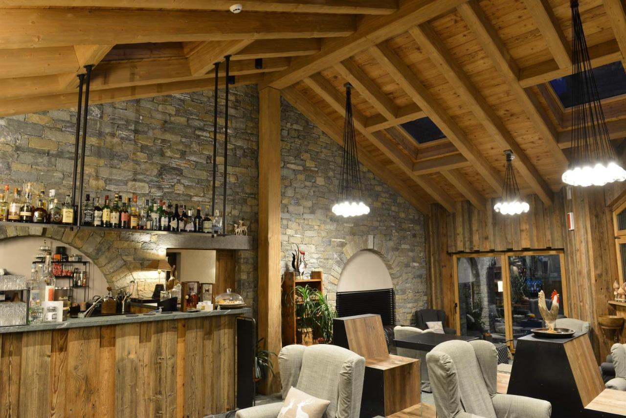 Hotel Maison Saint Jean Курмайор Екстериор снимка