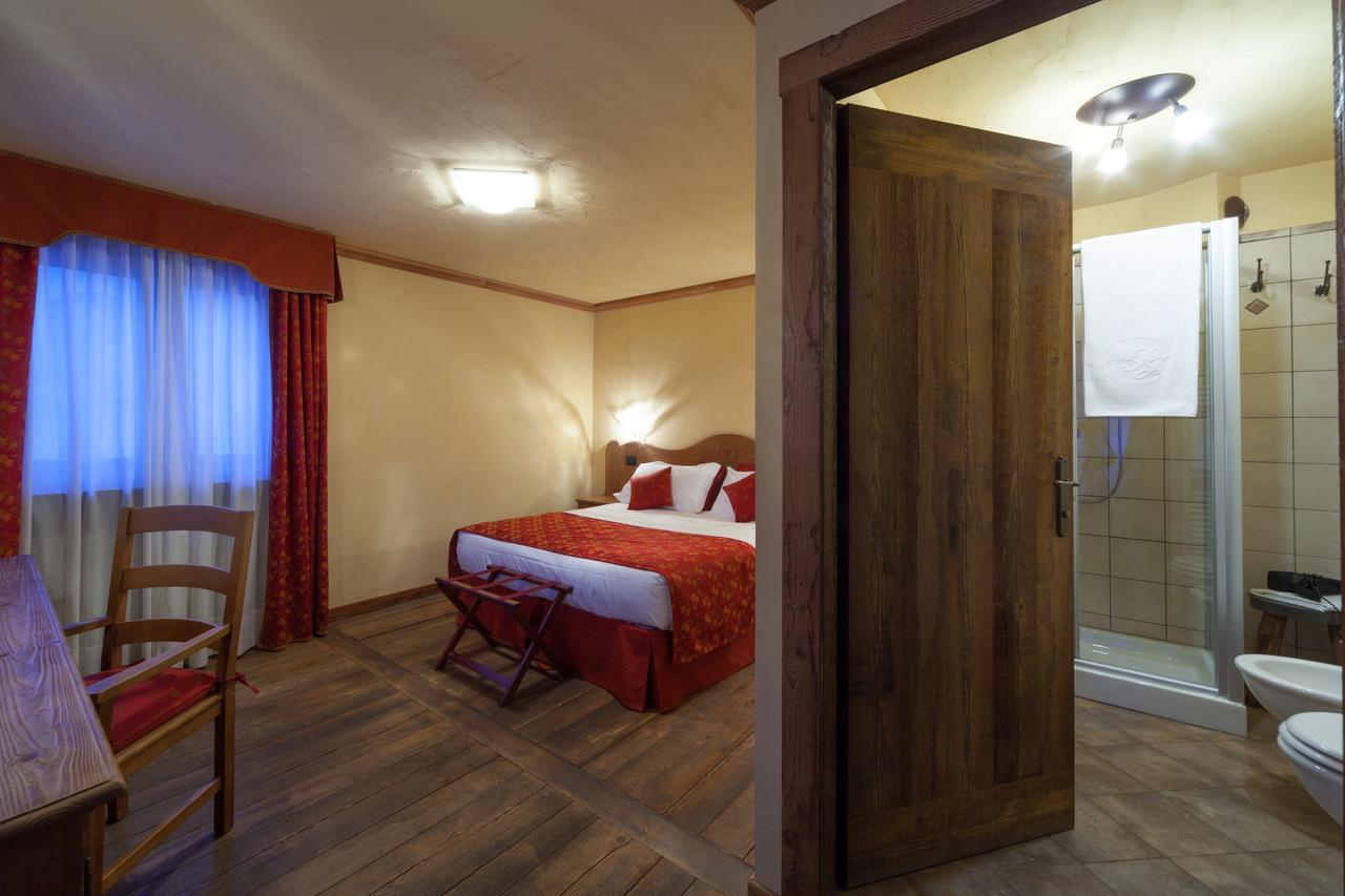Hotel Maison Saint Jean Курмайор Екстериор снимка